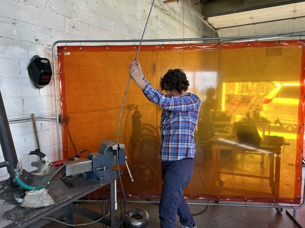 TOD construction, Patricia Lortie Bending the rods, photo credit Sabine Lecorre-Moore