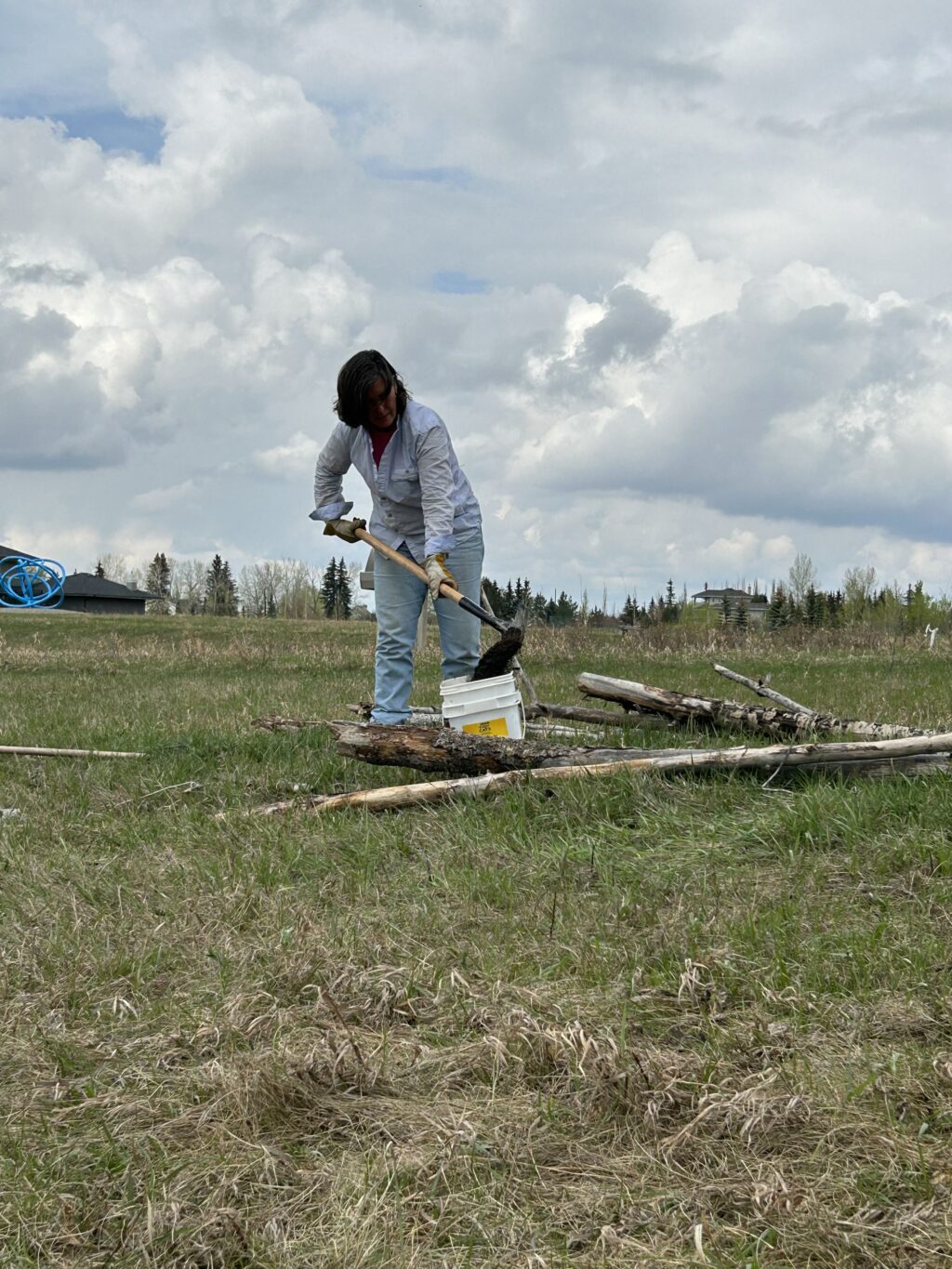 Kelly Rae volunteer, photo credit Sabine Lecorre-Moore