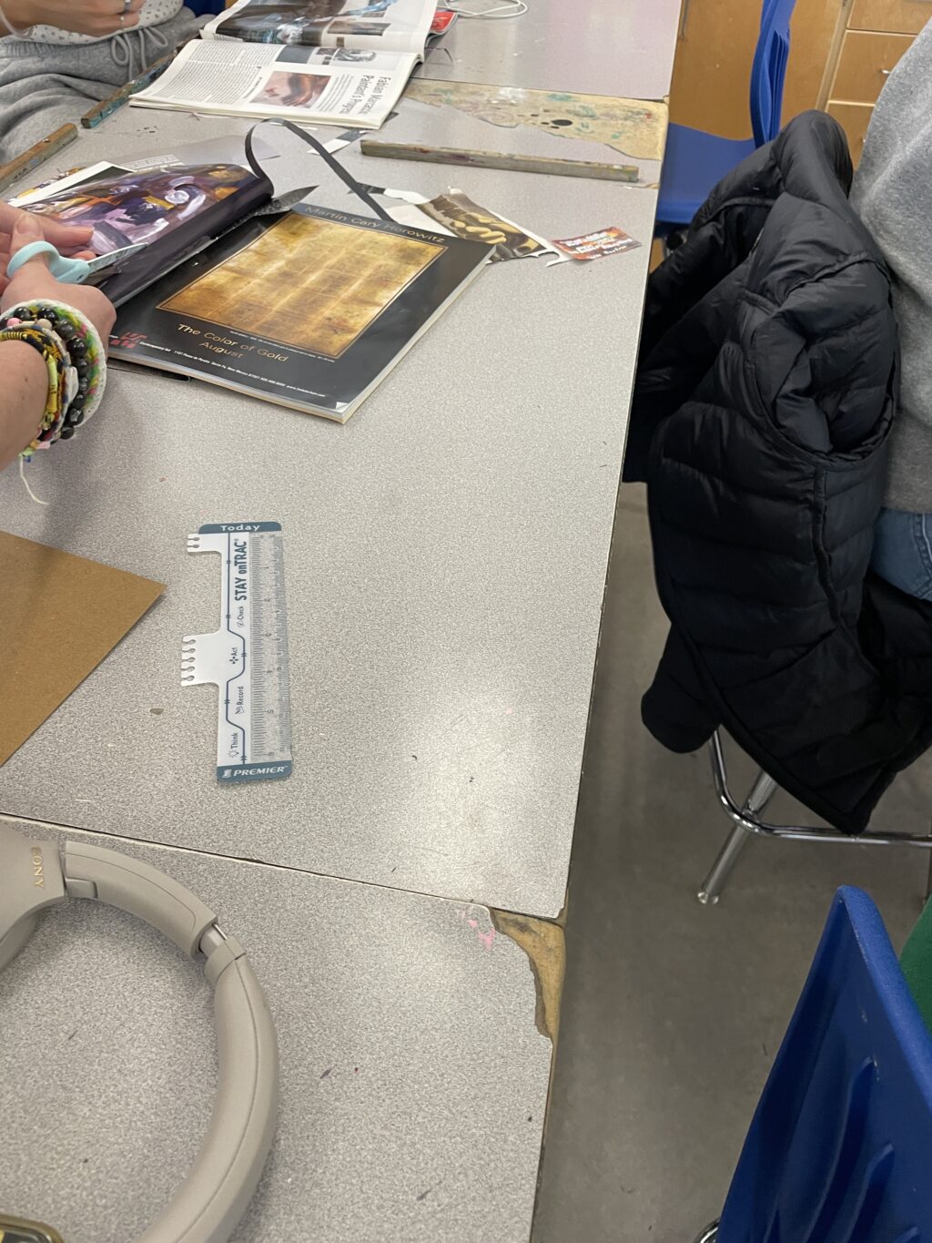 Sélection d'images, découpage et collage