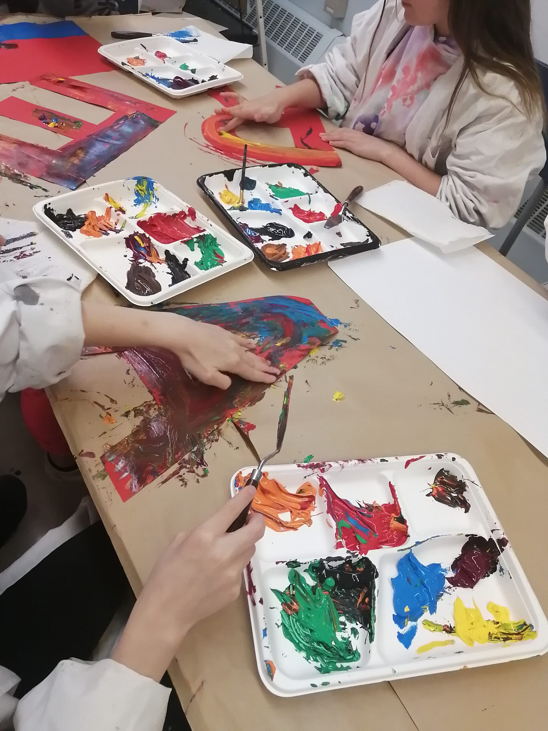 Atelier à l’école Thomas Aquinas Elementary / Workshop at Thomas Aquinas Elementary scho - Crédit photo: Kassandra Simonol