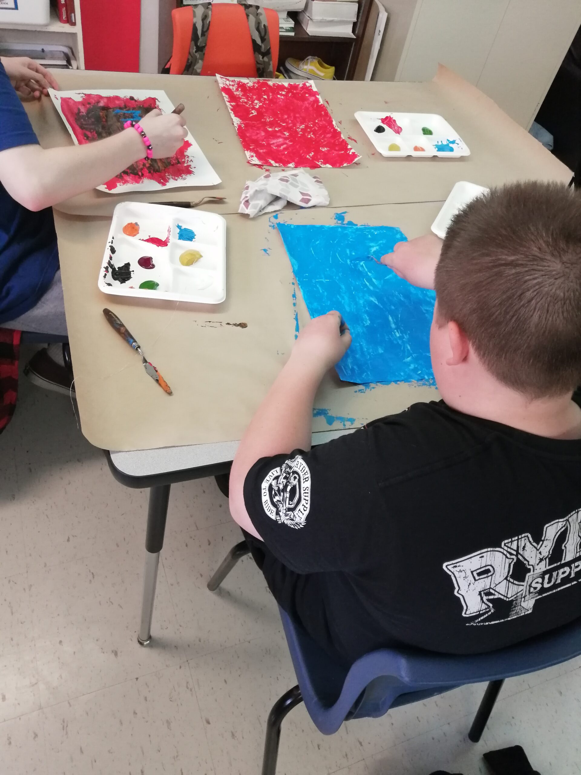 Atelier à l’école Thomas Aquinas Elementary / Workshop at Thomas Aquinas Elementary school - Crédit photo: Kassandra Simon