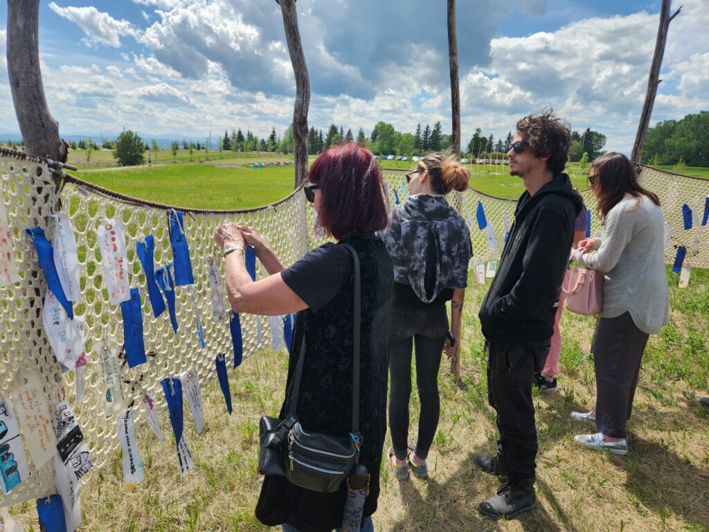 Visitors reading dreams. Photo credit: Jennifer Armand